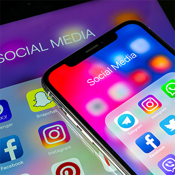 SOCIAL MEDIA BLONK-1